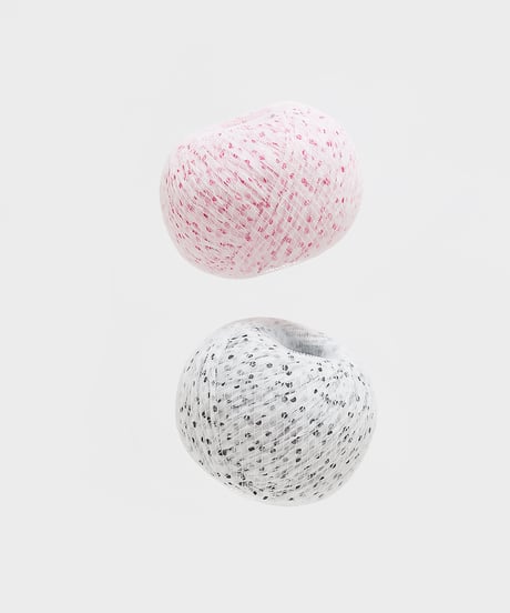 polka dots w