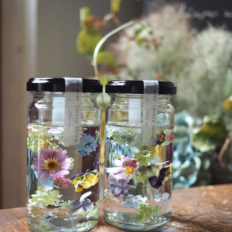 固まるハーバリウム ✧固まるハーバリウム✧ 固まるオイルで作ったミニコルク瓶 ペン・筆記