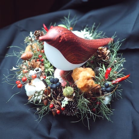 Bird Lamp Wreath