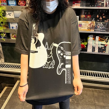 daTTToウサギターTシャツ