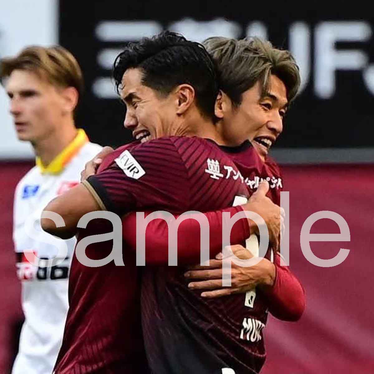 イニエスタ　ポドルスキー　ヴィッセル神戸ワールドプレーヤー直筆サインカード イニエスタ ポドルスキー ヴィッセル神戸ワールドプレーヤー直筆