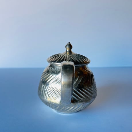 TN−94 谷井直人　銀彩しのぎポット　Silver-Glazed Teapot