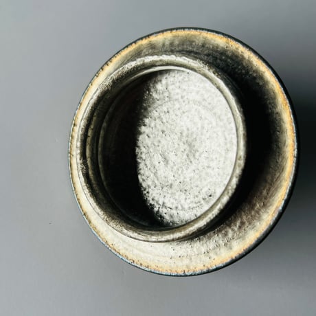 TN−27 谷井直人　銀彩経筒形花入れ　ビードロしのぎ　TN-27 Naoto Tanii, Silver-colored cylindrical flower vase, Vidro Shinogi