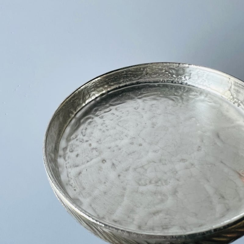 TNー69谷井直人 銀彩しのぎリム皿 Naoto Tanii – Silver-Glazed