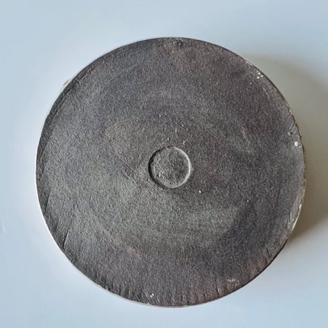 TN−69 谷井直人　銀彩しのぎリム皿　Naoto Tanii – Silver-Glazed Shinogi Rim Plate