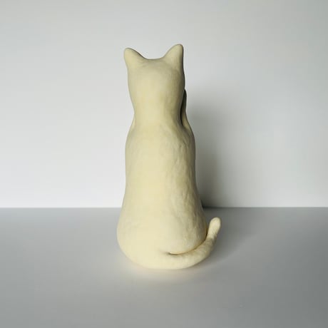 KMー2 鍵谷雅美　悩める猫　    Masami Kagiya Odd-Eyed White Cat