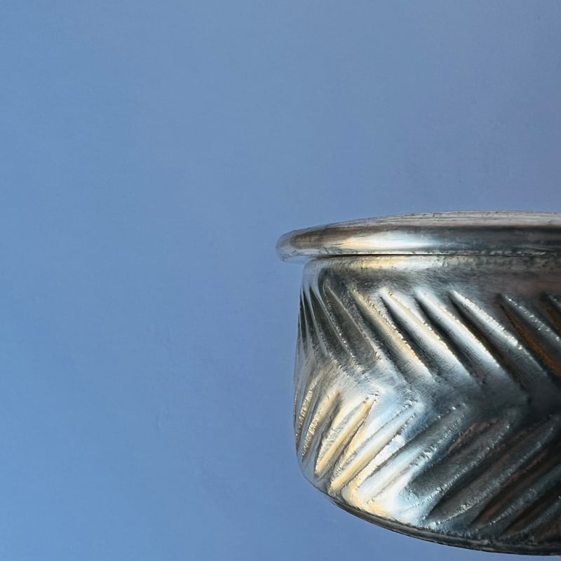 TN−97 谷井直人 銀彩しのぎボンボニエール Silver-Glazed Shinogi B