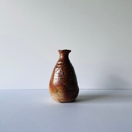 T−6 辻村史朗　信楽徳利　T-6 Shiro Tsujimura Shigaraki Sake Bottle