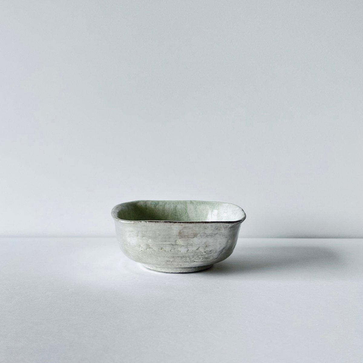 TN−112 谷井直人 銀彩ビードロ四方皿 Naoto Tanii Silver Glaze