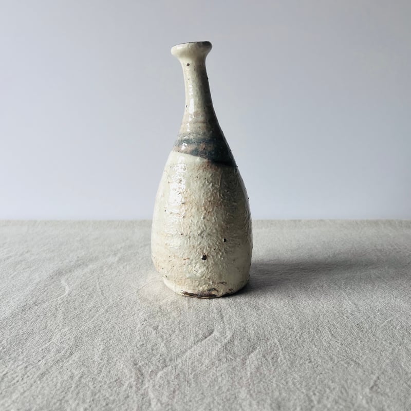 辻村史朗　粉引花入 T−128 辻村史朗 粉吹つる首花入 共箱付 Shiro Tsujimura Kohiki C