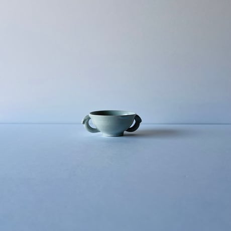 Sー15 鈴木大弓　白磁耳付豆鉢　HIroyumi Suzuki  White Porcelain Ear-Handled Bowl