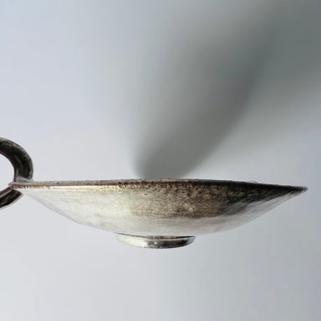 TN−20 谷井直人　銀彩持手皿　Naoto Tanii, Silver-colored handle plate