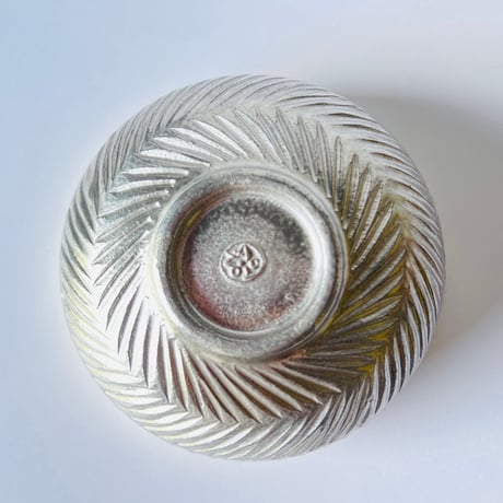 TN−107　谷井直人　総銀彩しのぎ丸鉢 Naoto Tanii Full Silver Glaze Shinogi Bowl