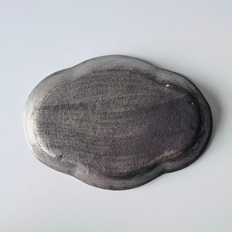 TN−22 谷井直人　銀彩ビードロ木瓜皿　Naoto Tanii, Silver-glazed Vidro quince plate