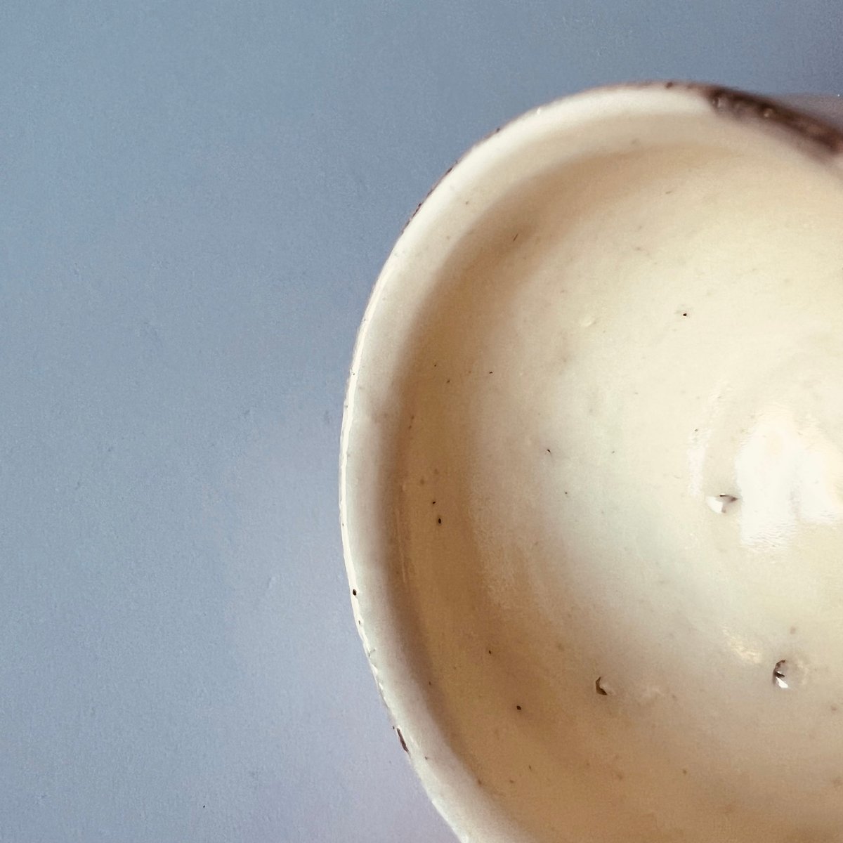 Tー84 辻村史朗 粉吹ぐい呑 共箱有 Shiro Tsujimura “Kohiki Gui