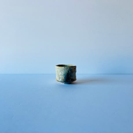 Fー21 古谷和也　信楽ぐい呑　共箱有　Kazuya Furutani Shigaraki Guinomi with Tomobako