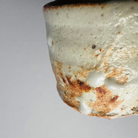 Tー42 辻村史朗　志野ぐい呑　共箱付き　Shiro Tsujimura Shino sake cup with box