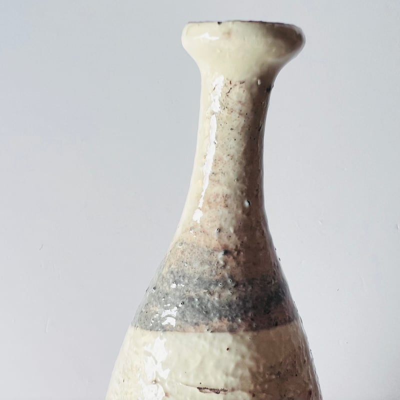 辻村史朗　粉引花入 T−128 辻村史朗 粉吹つる首花入 共箱付 Shiro Tsujimura Kohiki C