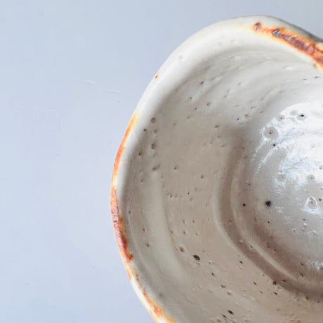 T-73 辻村史朗　志野茶碗　共箱有　Shiro Tsujimura Shino tea bowl