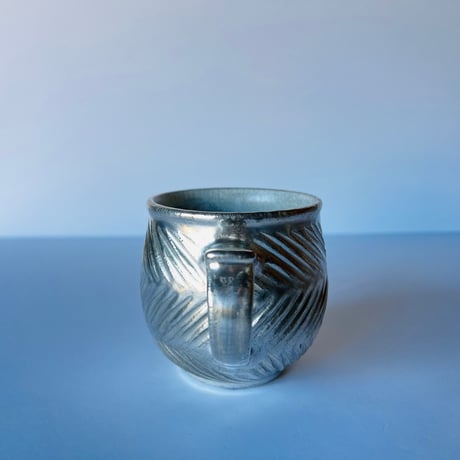 TN−92 谷井直人　銀彩しのぎビードロマグカップ　Silver-Glazed Shinogi Bidoro Mug