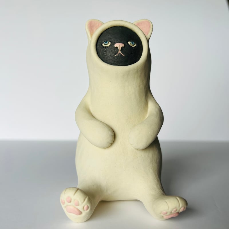KMー8 鍵谷雅美 白い着ぐるみの黒猫 Masami Kagitani Black C