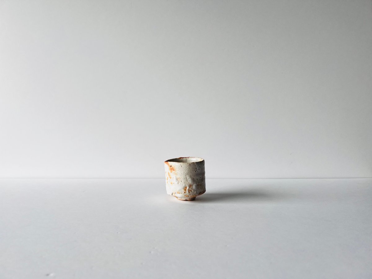 Tー41 辻村史朗 志野ぐい呑 共箱付き Shiro Tsujimura Shino sake
