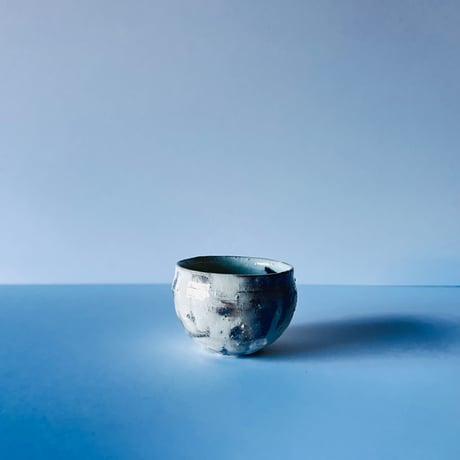 Tー81 辻村史朗　粉吹ワインカップ　共箱有　Shiro Tsujimura “Kohiki Wine Cup” (White Slip-Coated Cup)