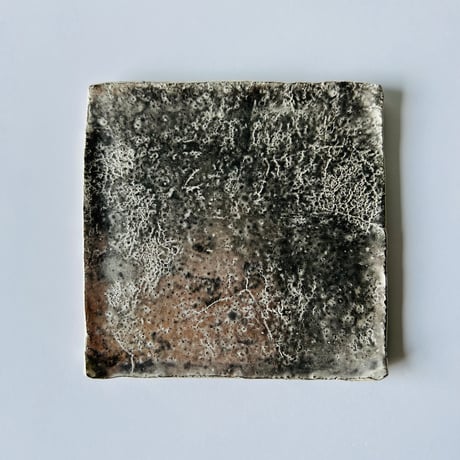 TN−35 谷井直人　銀彩四方皿　TN-35 Naoto Tanii Silver-glazed square plate