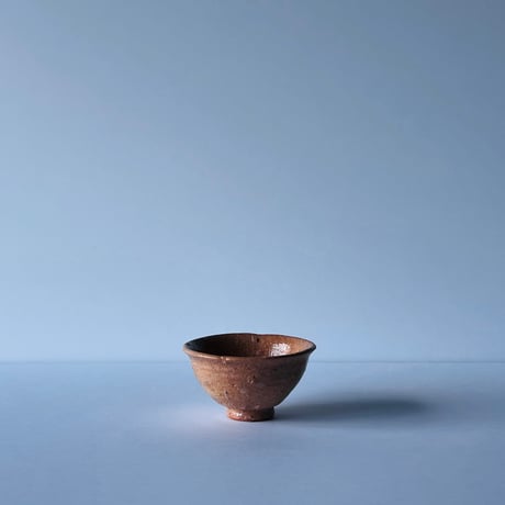 T−19 辻村史朗　井戸ぐい呑　共箱付　Shiro Tsujimura Well Sake Cup