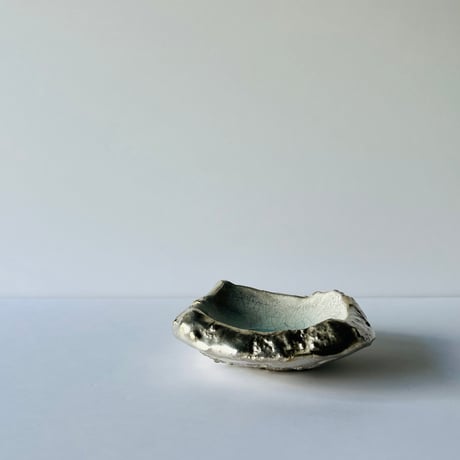 TN−33 谷井直人　銀彩ビードロ四方皿　TN-33 Naoto Tanii, Silver-glazed Vidro square plate