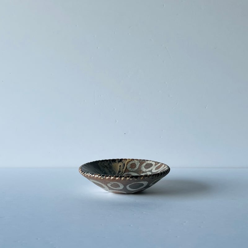 TNー70 谷井直人 グリグリ黒流し小皿 Naoto Tanii – Black Glazed