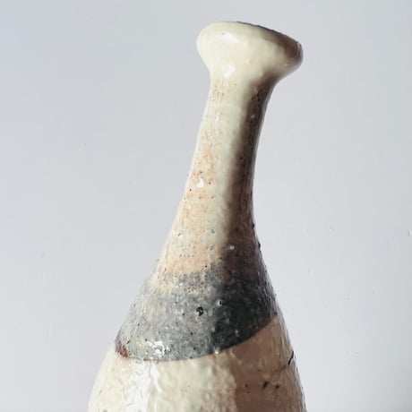T−128 辻村史朗　粉吹つる首花入　共箱付　Shiro Tsujimura Kohiki Crane-Neck Flower Vase