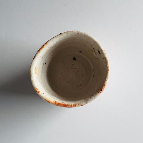 Tー39 辻村史朗　志野ぐい呑　共箱付き　Shiro Tsujimura Shino sake cup with box