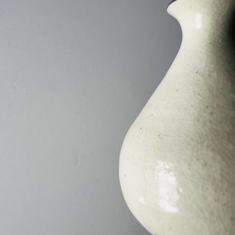 Sー8 鈴木大弓　粉引き徳利　箱付き Suzuki Hiroyumi Powdered sake bottle with box