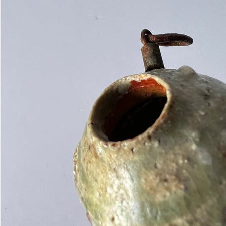 Tｰ59 辻村史朗　伊賀一輪挿掛花入　共箱有　Shiro Tsujimura Iga Flower Vase