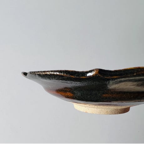 OSー4 岡本修一　飴唐津四方皿　Shuichi Okamoto Amber Karatsu Square Plate