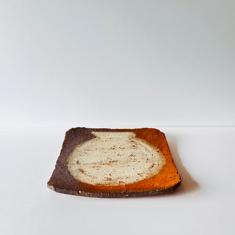 T−25 辻村史朗　銀彩備前隅切四方皿　共箱付　T-25 Shiro Tsujimura, Silver-glazed Bizen Corner-cut Square Plate, with Box