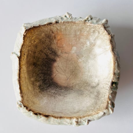 TN−17 谷井直人　銀彩四方皿　TN-17 Naoto Tanii, Silver-glazed square plate
