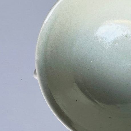 Sー15 鈴木大弓　白磁耳付豆鉢　HIroyumi Suzuki  White Porcelain Ear-Handled Bowl