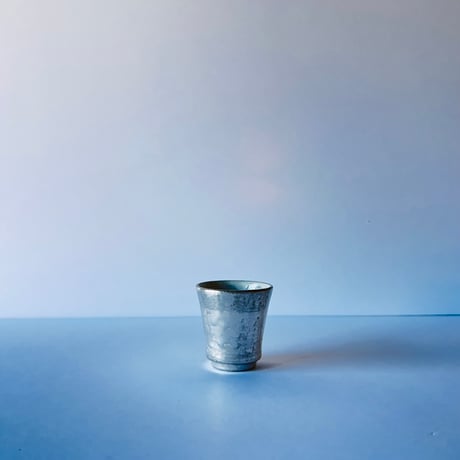 TN−102 谷井直人　銀彩杯　Silver-Glazed Sake Cup