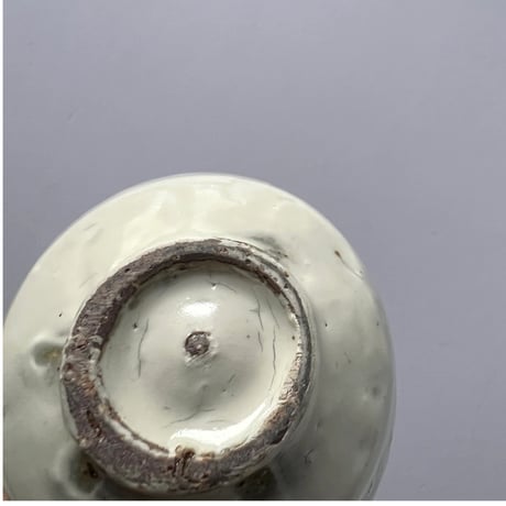 Tー37 辻村史朗　粉引きぐい呑み　共箱付 Shiro Tsujimura, Kohiki Sake Cup, with box