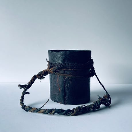 漆桶　lacquer bucket