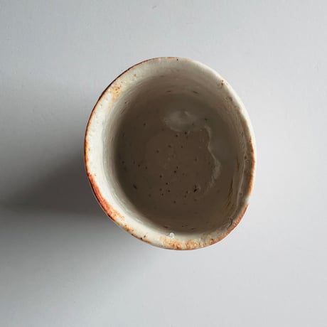 Tー41 辻村史朗　志野ぐい呑　共箱付き　Shiro Tsujimura Shino sake cup with box