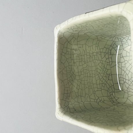 TN−1 谷井直人　銀彩ビードロ四角小鉢　Naoto Tanii: Silver-glazed square small bowl