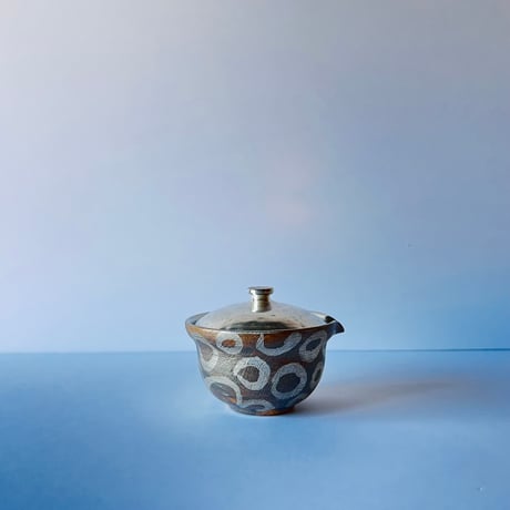 TN−99 谷井直人　銀彩ぐりぐり宝瓶　Silver-Glazed “Guriguri” Hobin (Handleless Teapot)