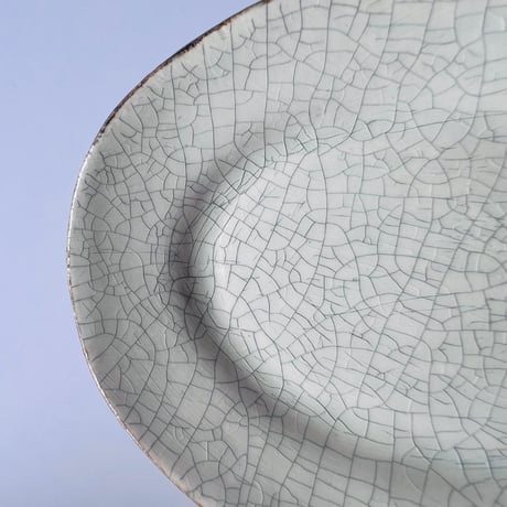 TN−21 谷井直人　銀彩オーバル小皿　Naoto Tanii, Silver-glazed oval small plate
