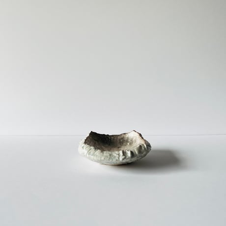 【新品・未使用品】谷井直人　銀彩持手皿 e2d8d907509648e60fccc1ca079b4b