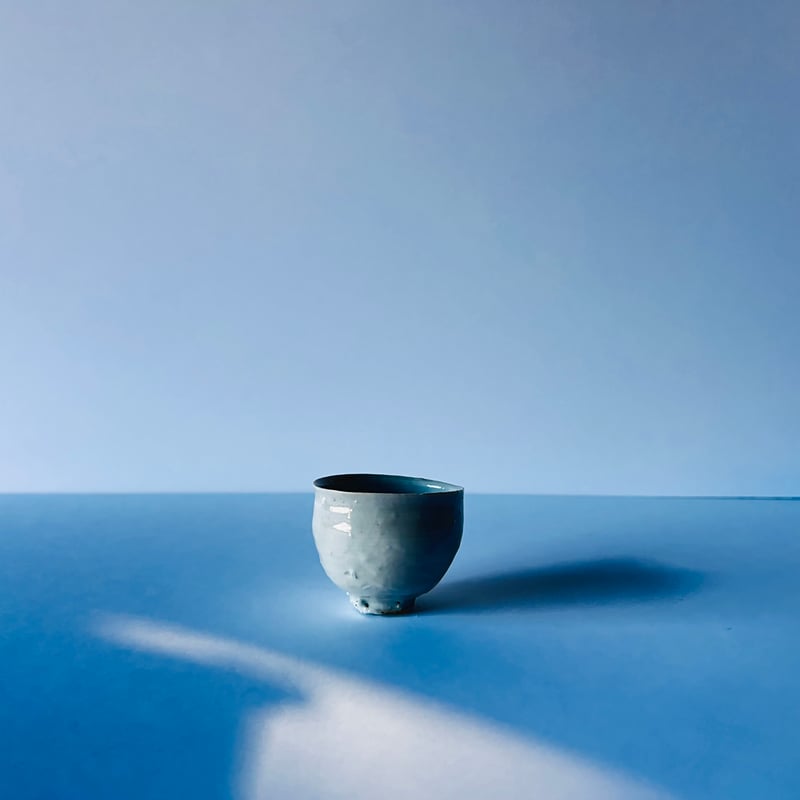 Tー90 辻村史朗 磁土ぐい呑 共箱有 Shiro Tsujimura Porcelain c