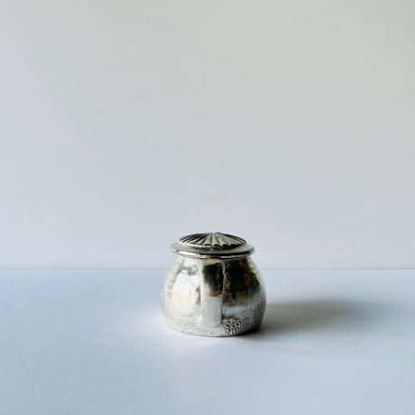 TN−34 谷井直人　銀彩ポット　TN-34 Naoto Tanii Silver-glazed pot