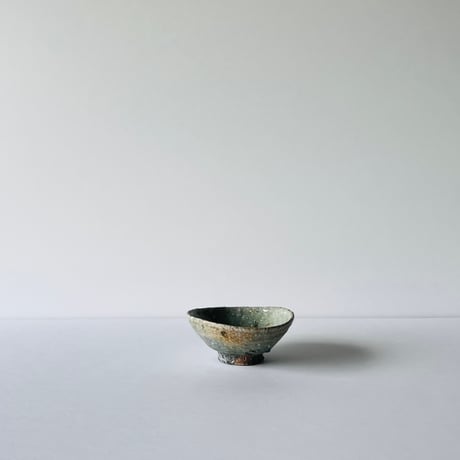 古谷和也　伊賀ぐい呑　引出　未使用　箱付き 古谷和也 伊賀片口 [Iga Katakuchi by kazuya FURUTANI